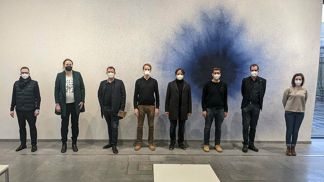 Das RSDS-Team (von links): Prof. Dr. Thomas Linner, Prof. Dr. Ulrike Plach, Prof. Christophe Barlieb, Prof. Dr. Markus Goldhacker, Prof. Dr. Thomas Kriza, Prof. Dr. Markus Heckner, Prof. Dr. Ralph Schneider und Manon Portal.