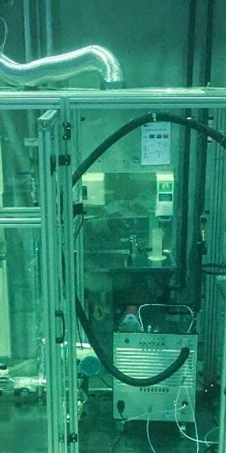 Der bisherige Versuchsstand zur Entwicklung neuer Wasserstoffspeicher wird um mehrere Teilsysteme erweitert. Damit kann an der OTH Regensburg noch besser als bisher an den Energiesystemen der Zukunft geforscht und gearbeitet werden.