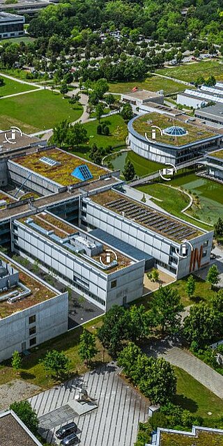 In einer virtuellen 360°-Panoramatour können Nutzer*innen die OTH Regensburg interaktiv erleben.