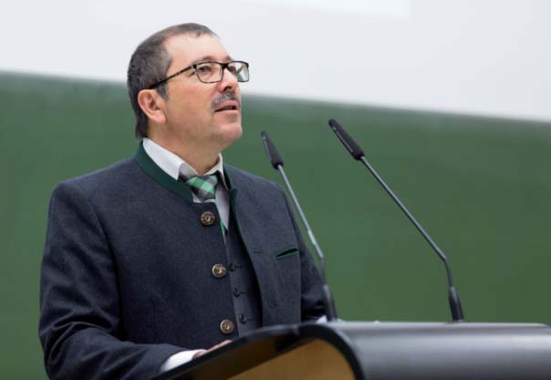 Prof. Dr. Wolfgang Bock war als Vizepräsident verantwortlich für Lehre und Studium. Hier bei einer Erstsemesterbegrüßung im Wintersemester 2016/2017.